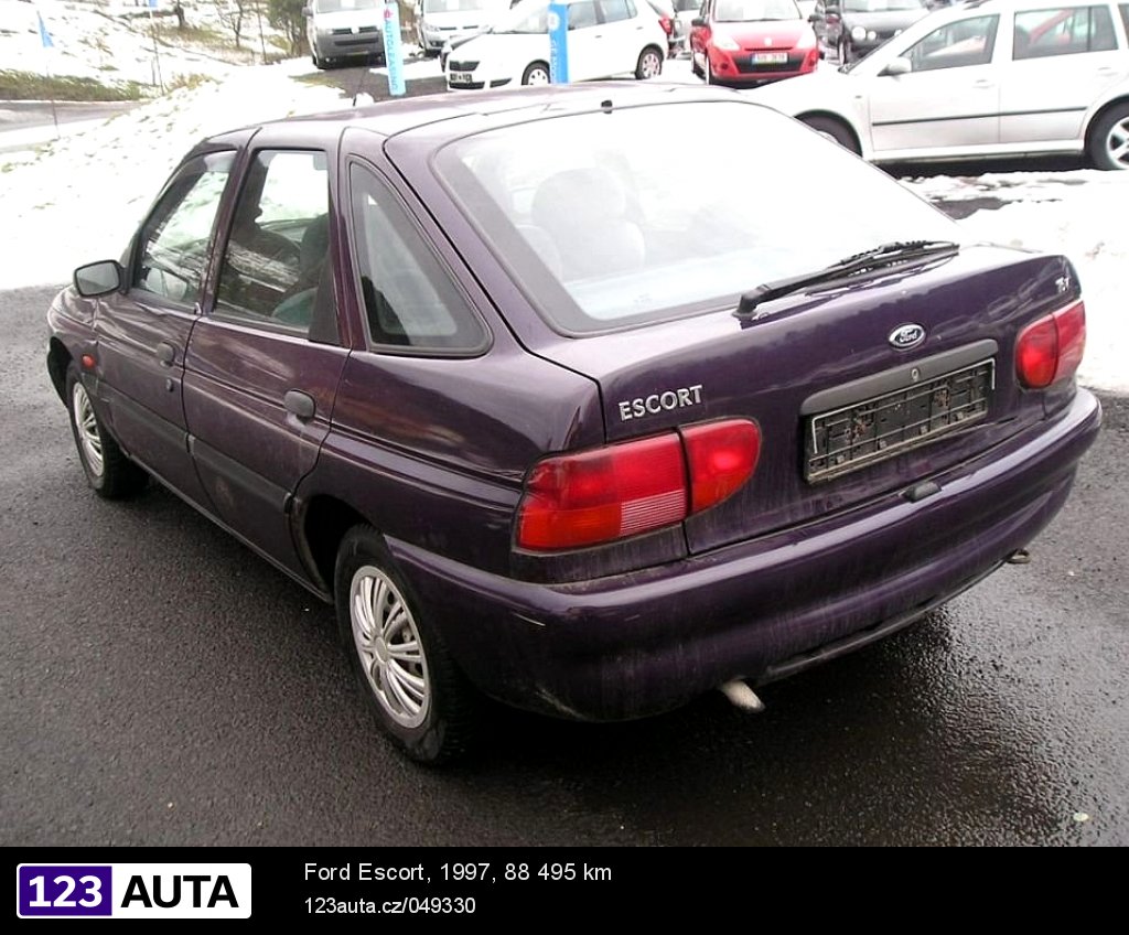 Ford Escort, 1997 - pohled č. 4