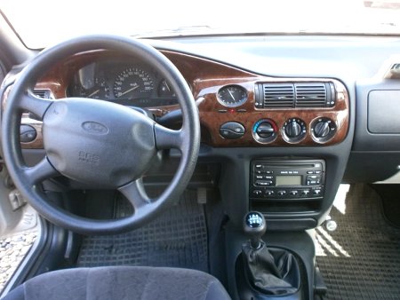 Ford Escort, 2006 - pohled č. 8