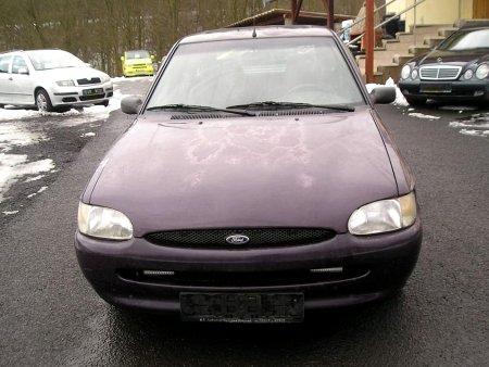 Ford Escort, 1997 - pohled č. 2