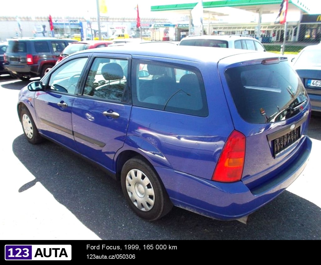 Ford Focus, 1999 - pohled č. 3