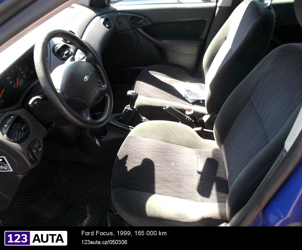 Ford Focus, 1999 - pohled č. 9