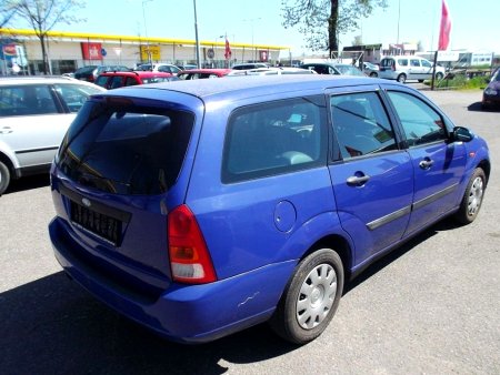 Ford Focus, 1999 - pohled č. 4