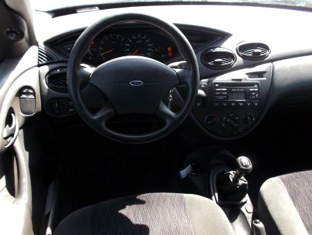Ford Focus, 1999 - pohled č. 8