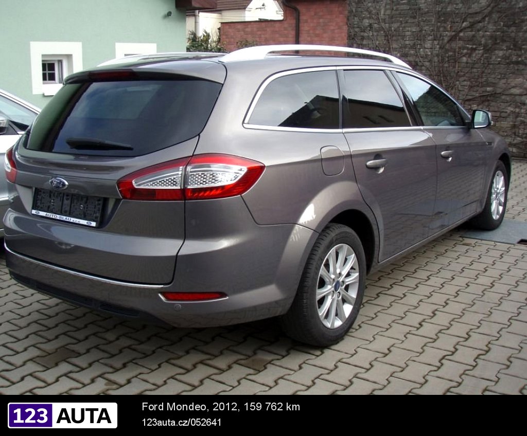 Ford Mondeo, 2012 - pohled č. 3