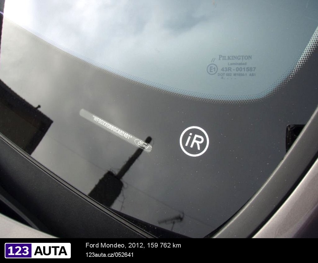 Ford Mondeo, 2012 - pohled č. 9