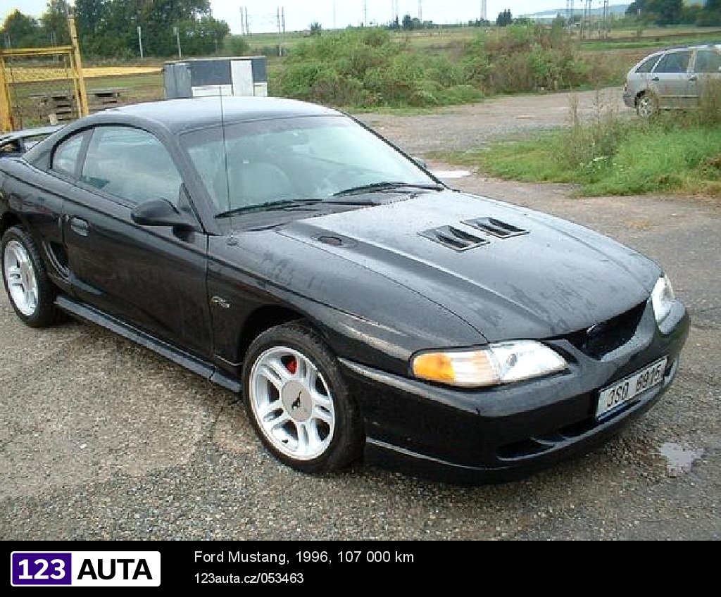 Ford Mustang, 1996 - pohled č. 2