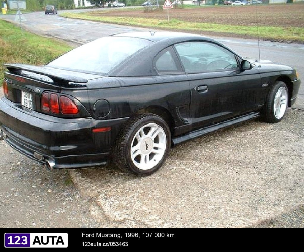 Ford Mustang, 1996 - pohled č. 4