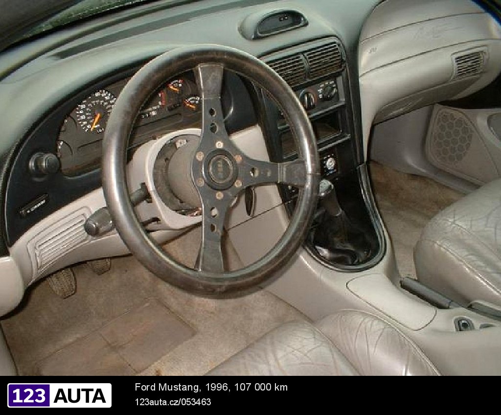 Ford Mustang, 1996 - pohled č. 9