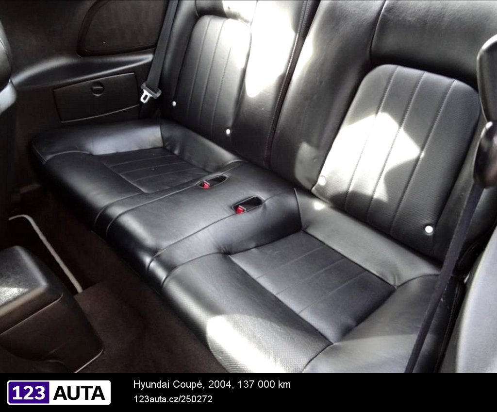 Hyundai Coupé, 2004 - pohled č. 5