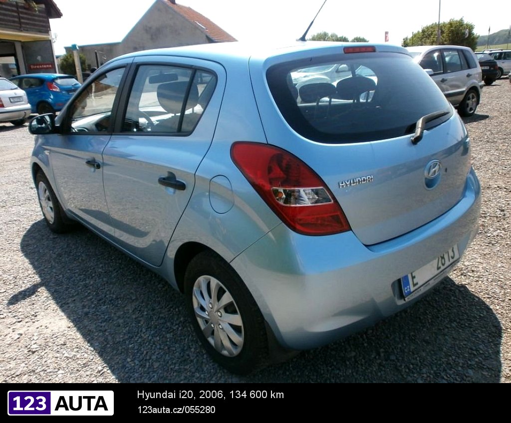 Hyundai i20, 2006 - pohled č. 4