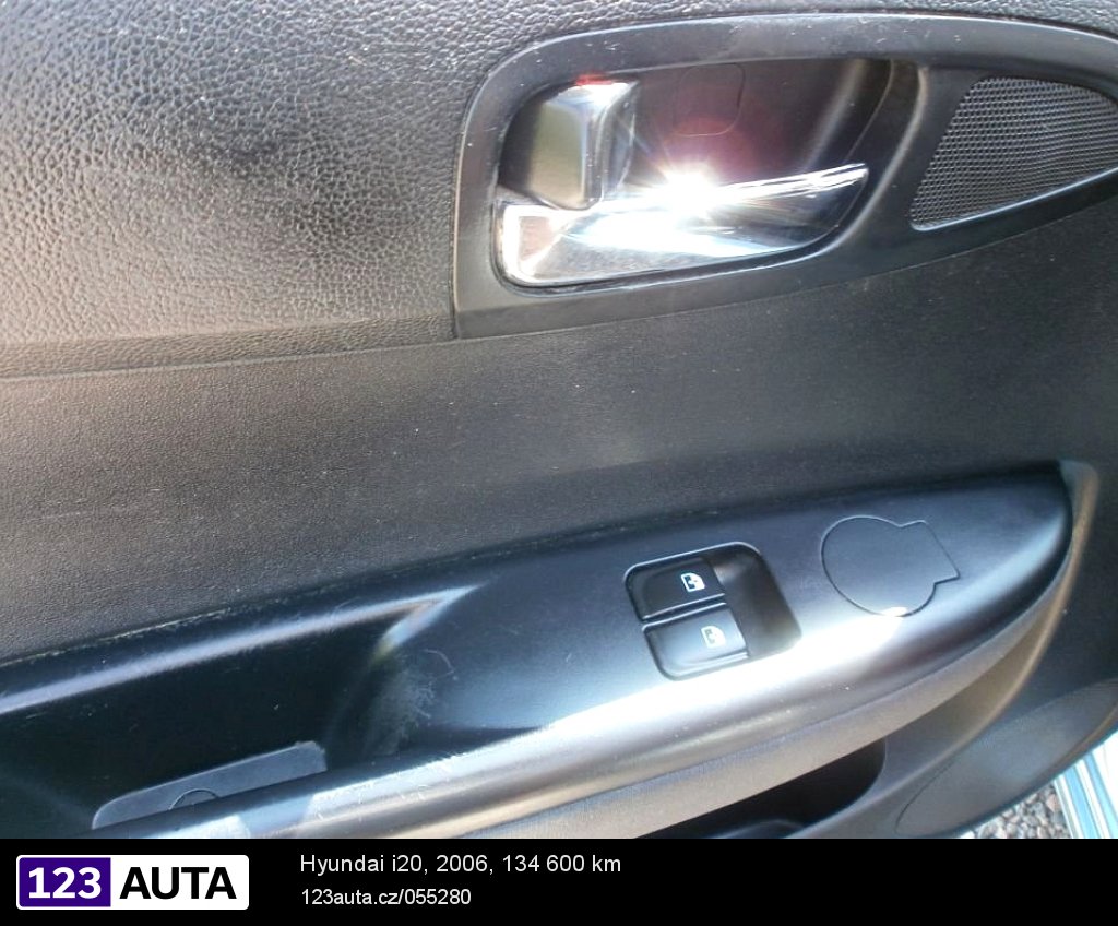 Hyundai i20, 2006 - pohled č. 9