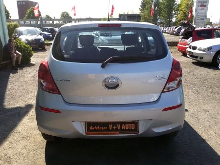 Hyundai i20, 2006 - pohled č. 6