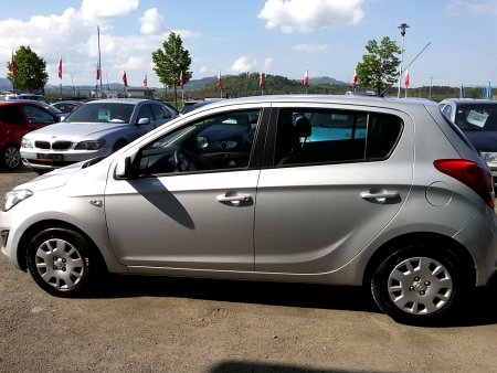 Hyundai i20, 2006 - pohled č. 8