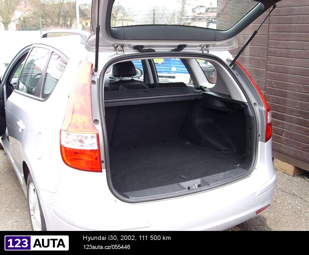 Hyundai i30, 2002 - pohled č. 6