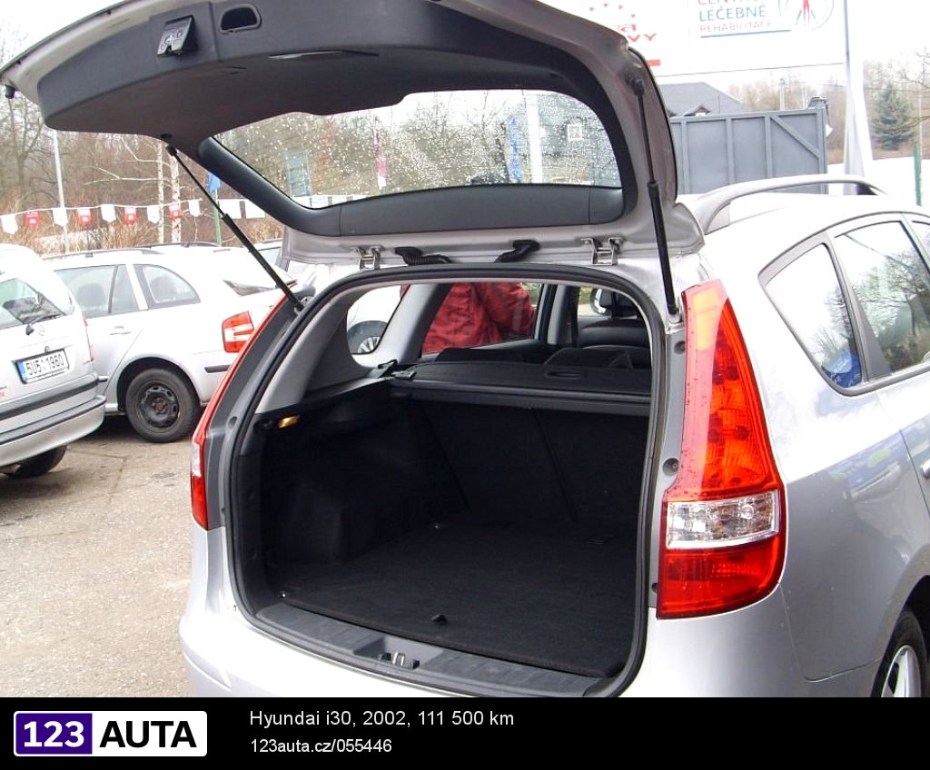 Hyundai i30, 2002 - pohled č. 7