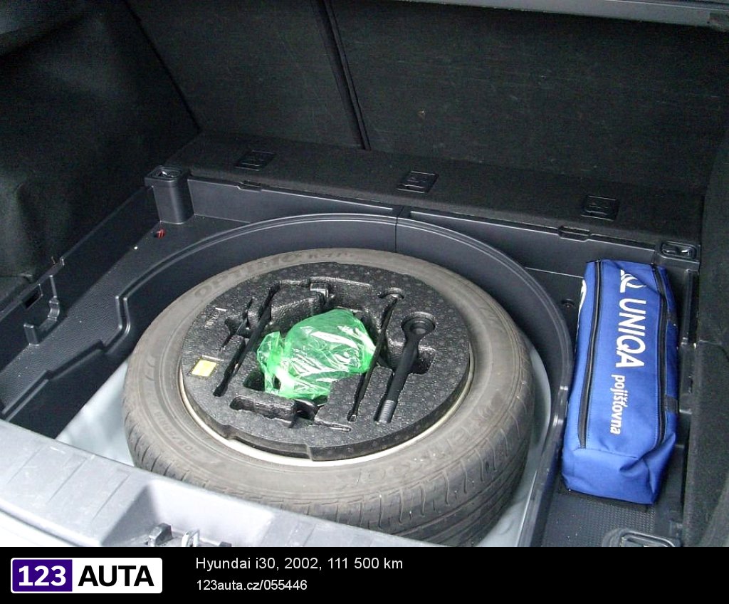 Hyundai i30, 2002 - pohled č. 8