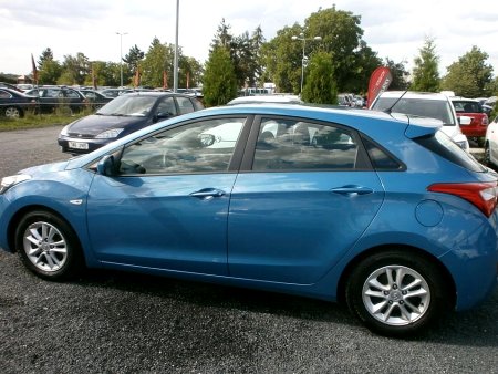 Hyundai i30, 2002 - pohled č. 4