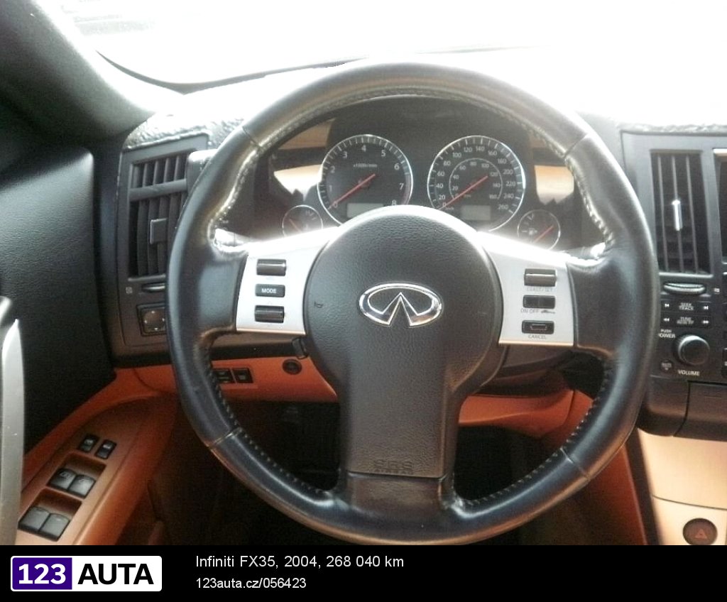 Infiniti FX35, 2004 - pohled č. 8