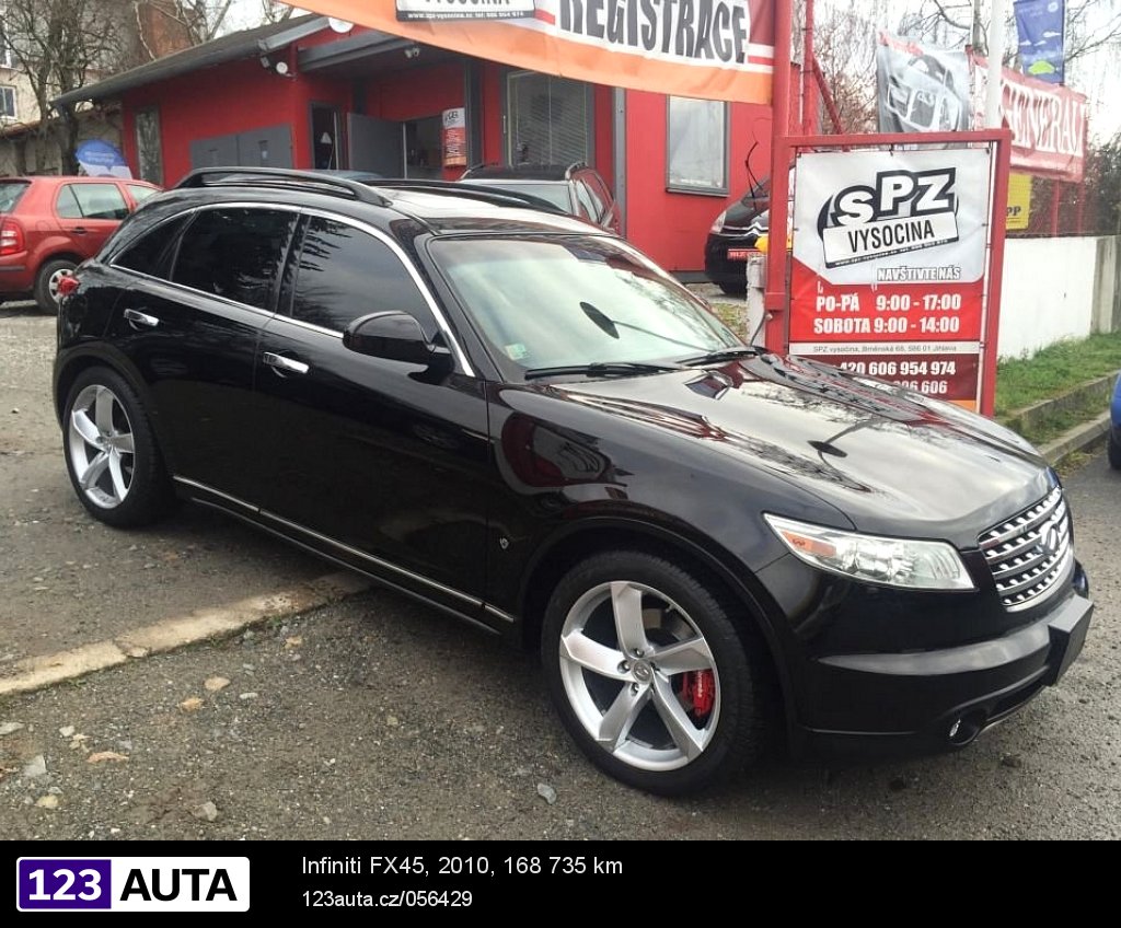 Infiniti FX45, 2010 - pohled č. 4
