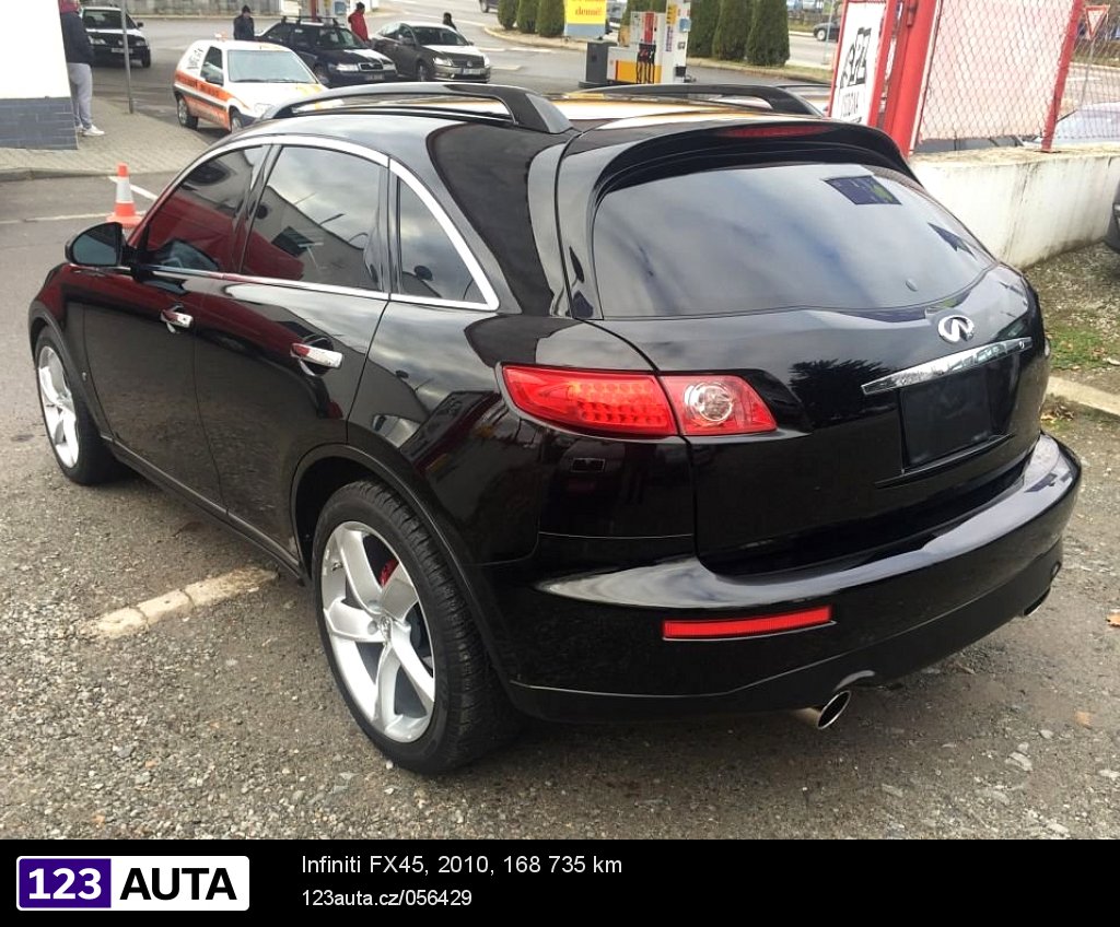Infiniti FX45, 2010 - pohled č. 7