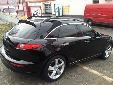 Infiniti FX45, 2010 - pohled č. 6