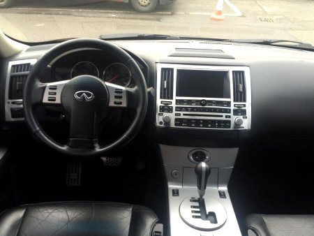 Infiniti FX45, 2010 - pohled č. 9