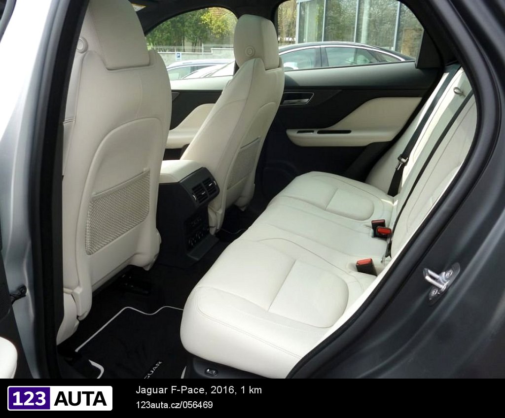 Jaguar F-Pace, 2016 - pohled č. 7