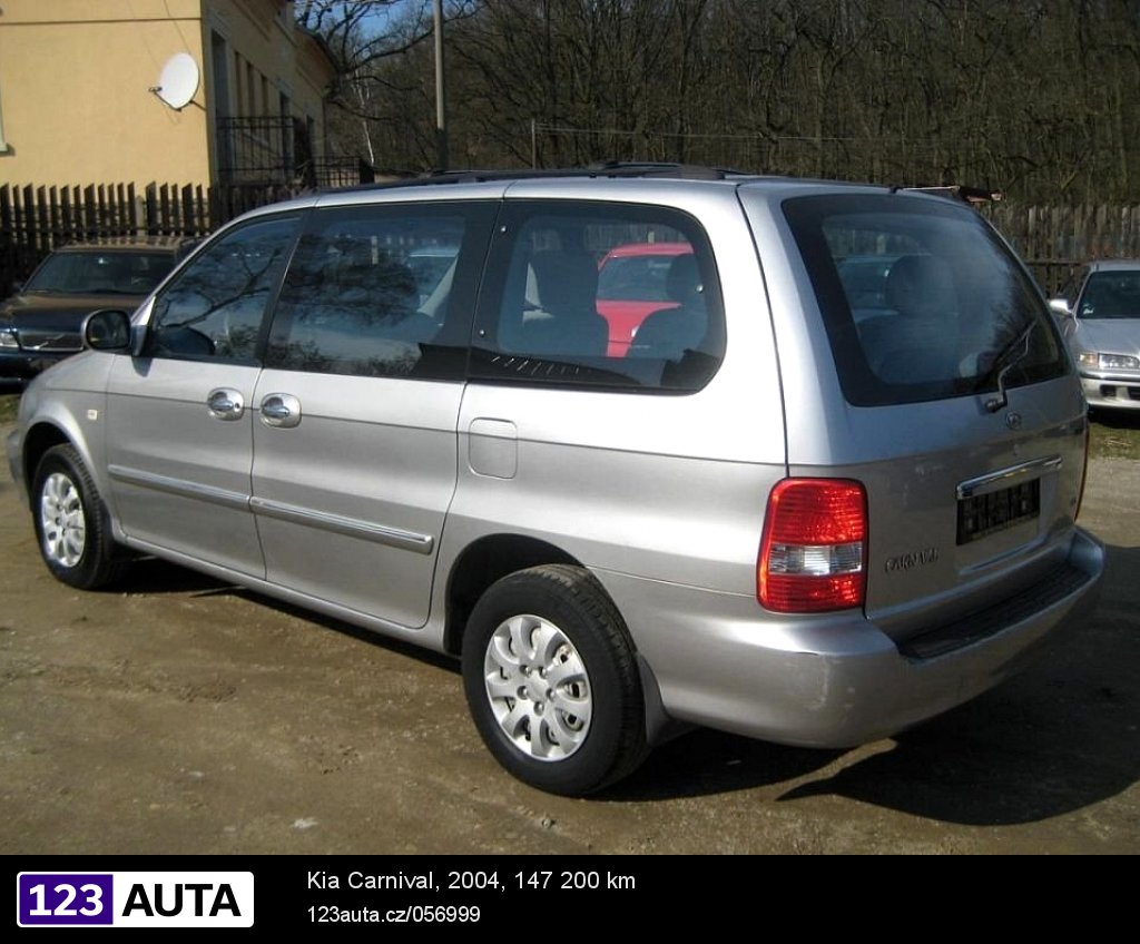Kia Carnival, 2004 - pohled č. 4