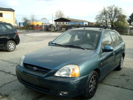 Kia Rio, 2001