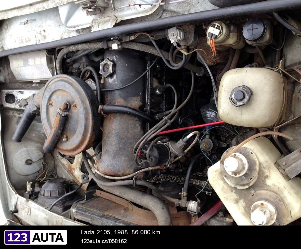 Lada 2105, 1988 - pohled č. 2