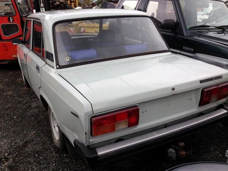 Lada 2105, 1988 - pohled č. 3