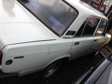 Lada 2105, 1988 - pohled č. 4