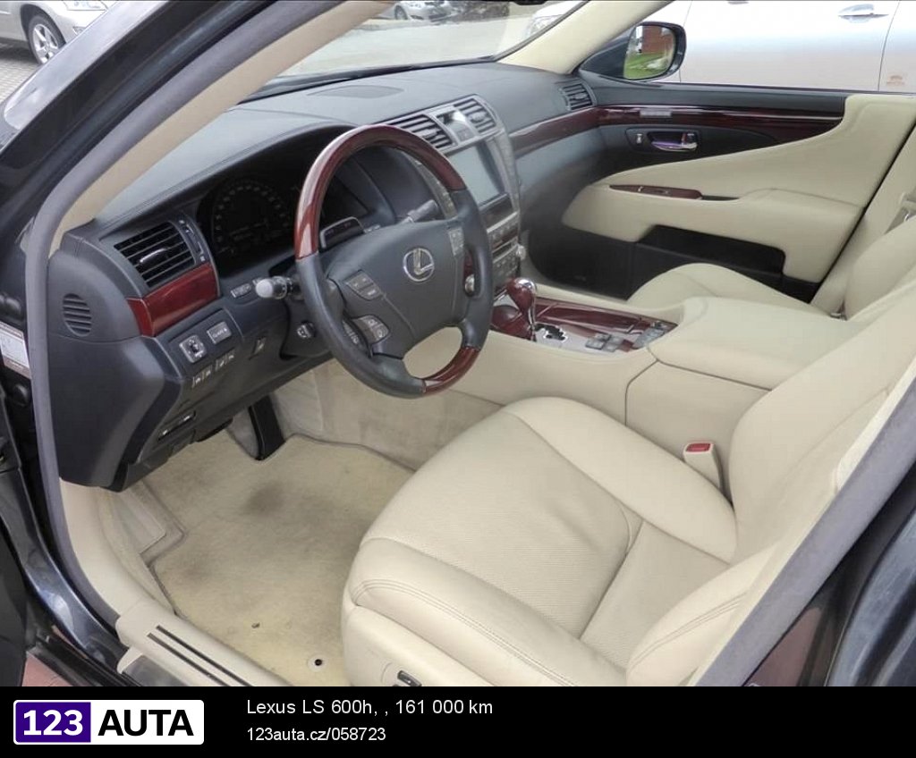 Lexus LS 600h, 0 - pohled č. 3