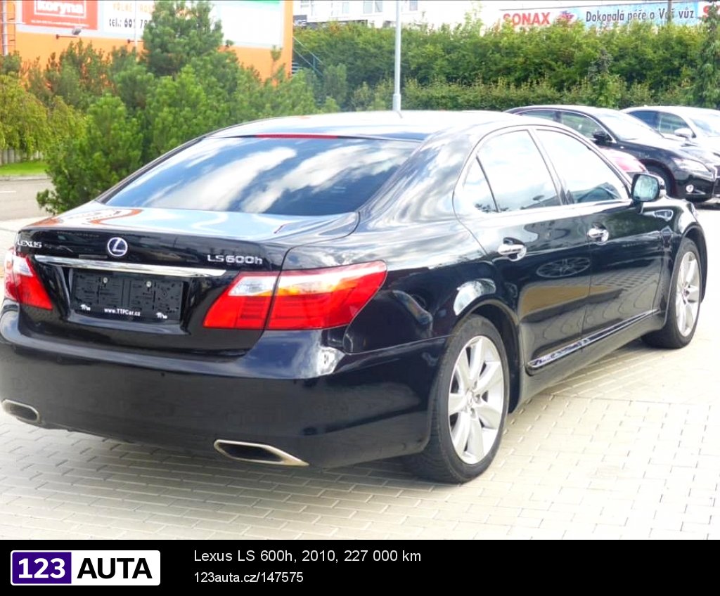 Lexus LS 600h, 2010 - pohled č. 2