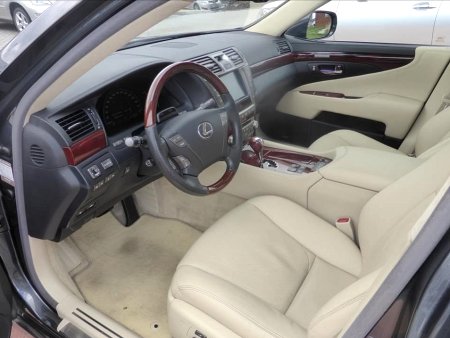 Lexus LS 600h, 0 - pohled č. 3