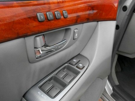 Lexus LX 470, 2003 - pohled č. 7