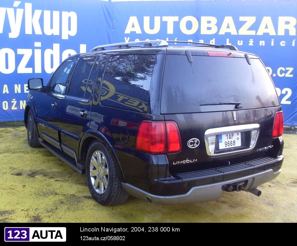 Lincoln Navigator, 2004 - pohled č. 5