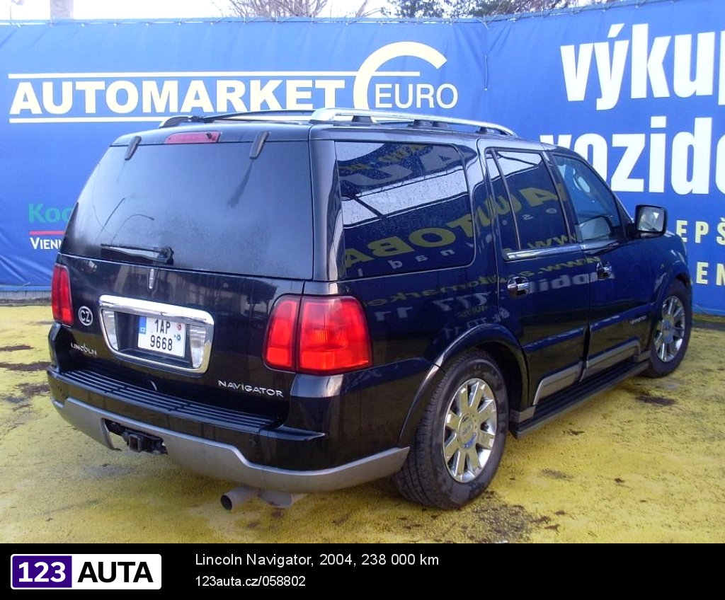 Lincoln Navigator, 2004 - pohled č. 7