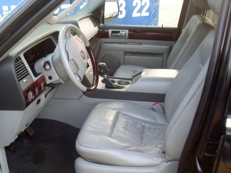 Lincoln Navigator, 2004 - pohled č. 8