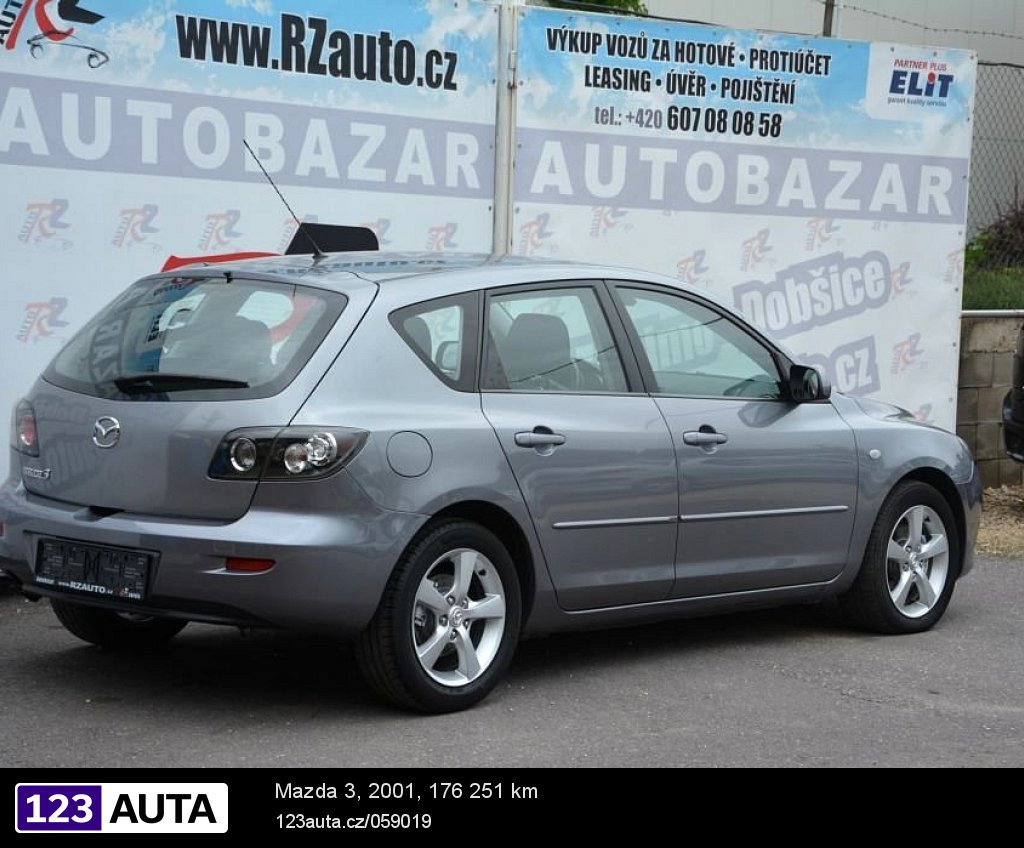 Mazda 3, 2001 - pohled č. 4