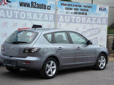 Mazda 3, 2001 - pohled č. 4