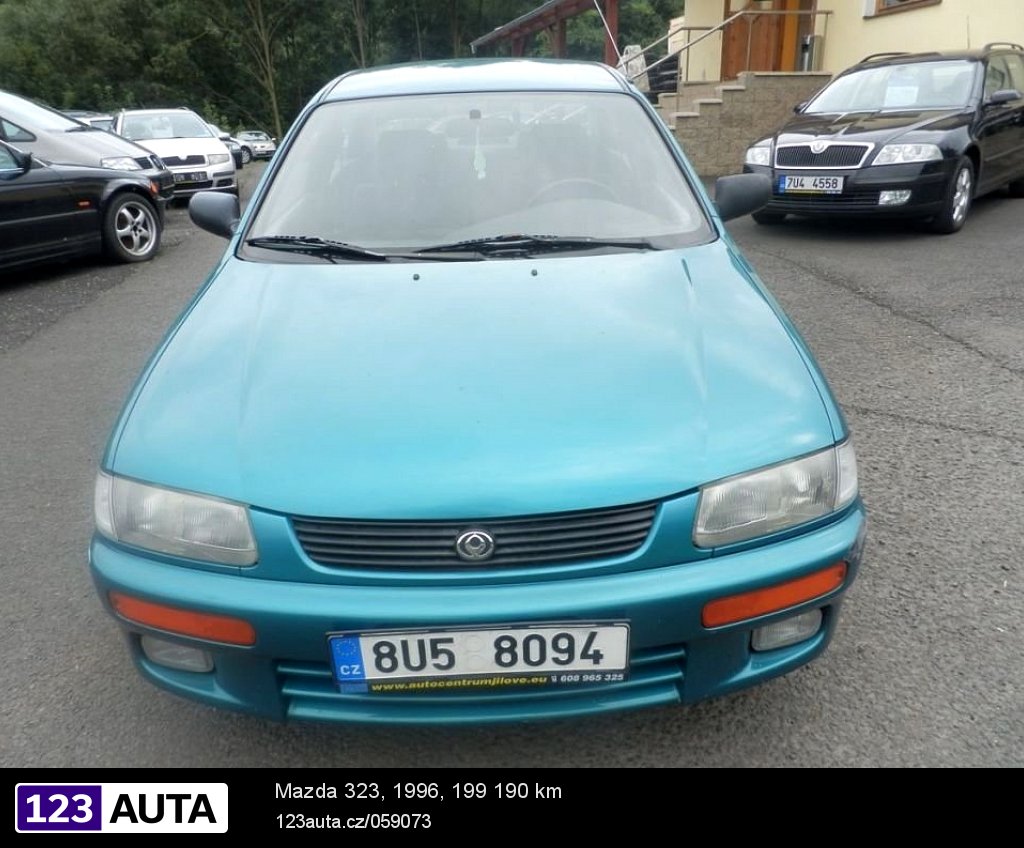 Mazda 323, 1996 - pohled č. 2