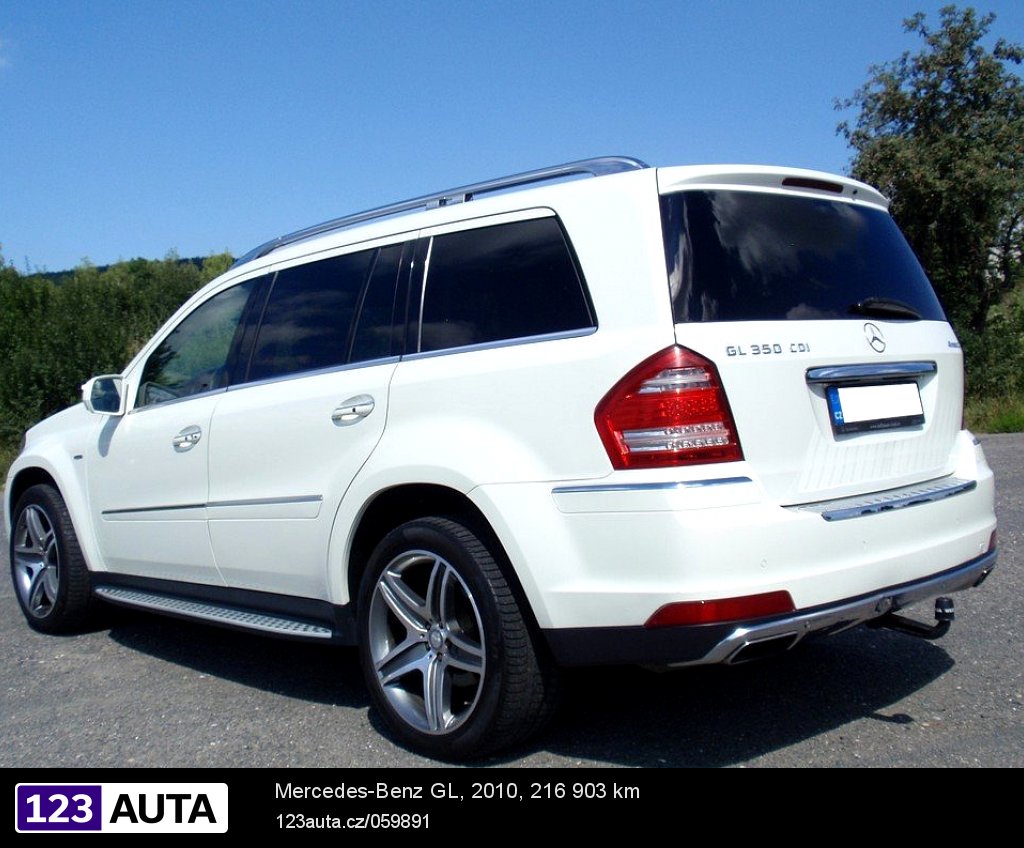 Mercedes-Benz GL, 2010 - pohled č. 4