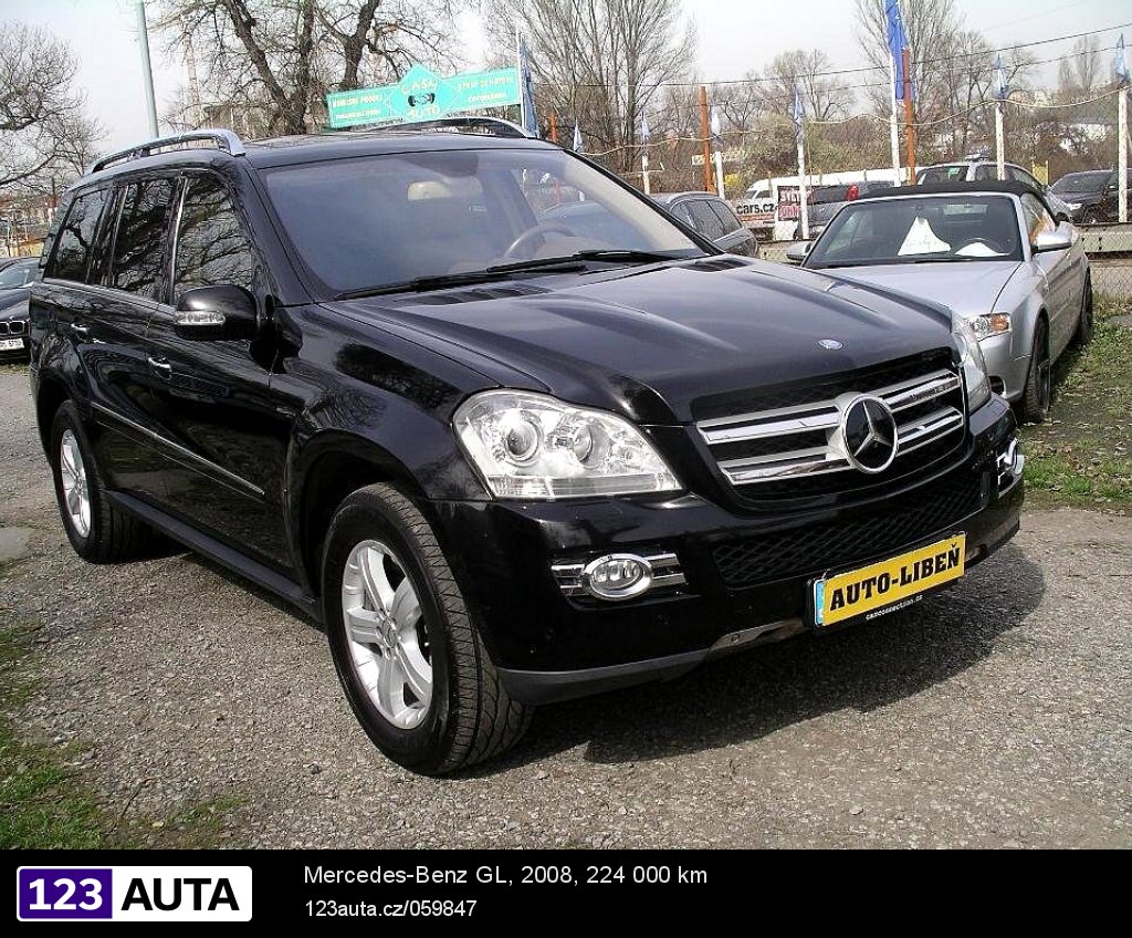 Mercedes-Benz GL, 2008 - pohled č. 3