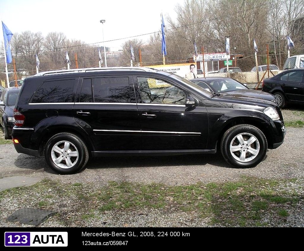Mercedes-Benz GL, 2008 - pohled č. 4