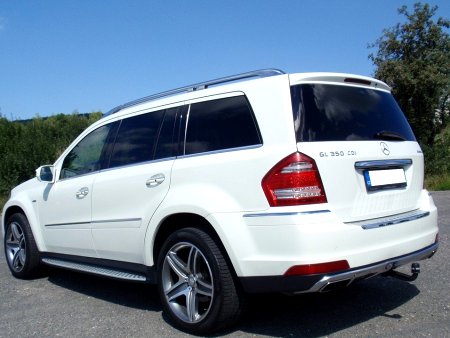 Mercedes-Benz GL, 2010 - pohled č. 4