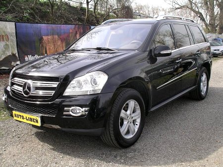 Mercedes-Benz GL, 2008 - pohled č. 2
