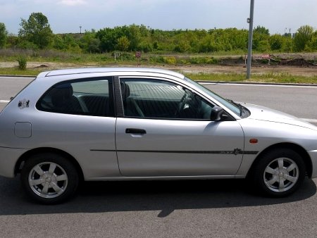 Mitsubishi Colt, 2000 - pohled č. 4