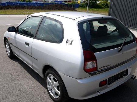 Mitsubishi Colt, 2000 - pohled č. 7
