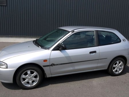 Mitsubishi Colt, 2000 - pohled č. 8